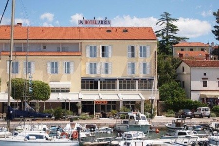 Adria Hotel ***