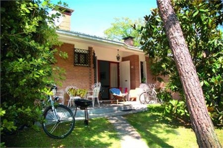 Villaggio Azalea Su– Lignano Pineta