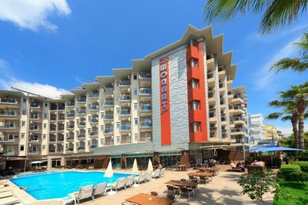 Hotel Monart City