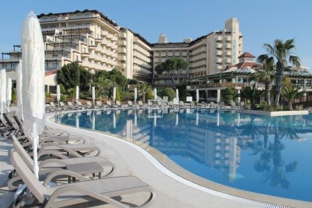 Bellis Deluxe Hotel