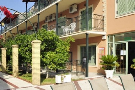 Aparthotel Philippos