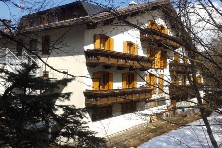 Hotel Lares