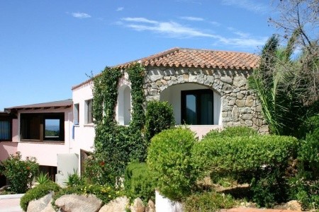 Hotel Club Li Graniti
