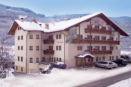 Hotel Villa Jolanda***