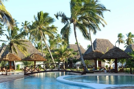 Hotel Uroa Bay Beach Resort