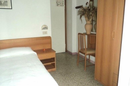 Hotel Leda