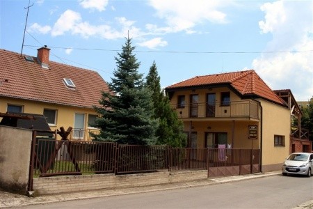 Petra - Štúrovo