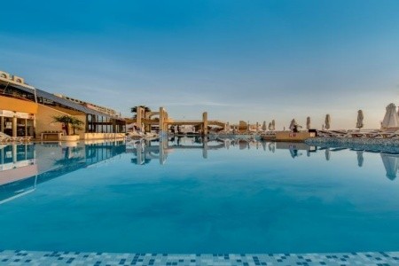 Seashells Resort At Suncrest