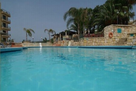 Porto Azzurro Apartments