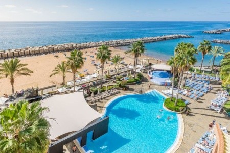Savoy Calheta Beach
