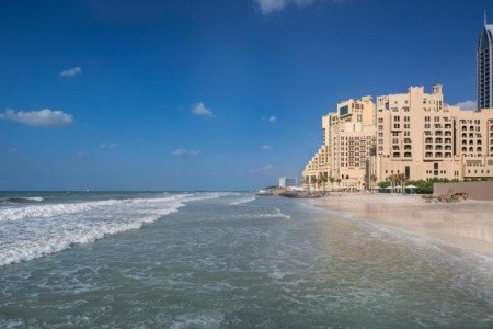 Bahi Ajman Palace Hotel