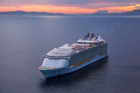 Usa, Mexiko, Honduras Na Lodi Harmony Of The Seas - 393961599