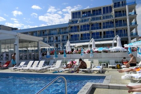 Eskada Beach