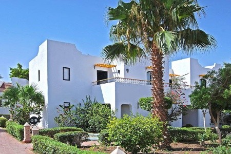 Hotel Lotus Bay