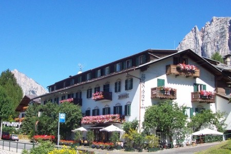 Hotel Menardi Pig- Cortina D