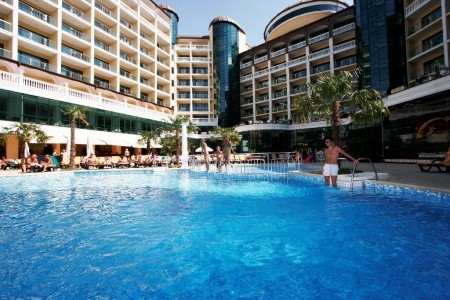 Planeta Hotel & Aqua Park