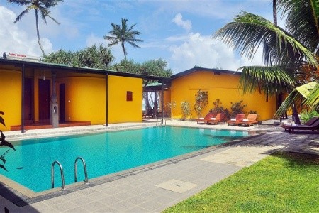 The Beach Cabanas Retreat And Spa