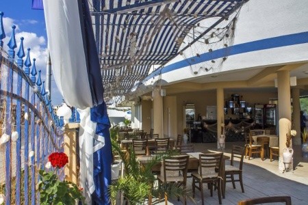 Family Hotel Korab Renesa
