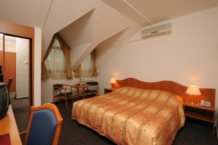 Hunguest Hotel Flóra