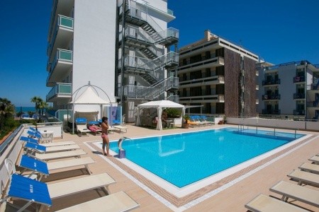 Hotel Altis*** - San Benedetto Del Tronto Hotel Altis*** - San Benedetto Del Tronto