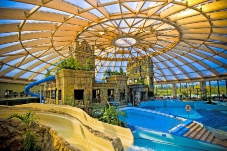 Hotel Aquaworld Resort