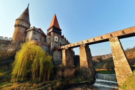Rumunsko - Transylvánie, sídla Drakuly i Ceausesca Rumunsko - Transylvánie, sídla Drakuly i Ceausesca