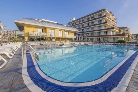 Hotel Sirius