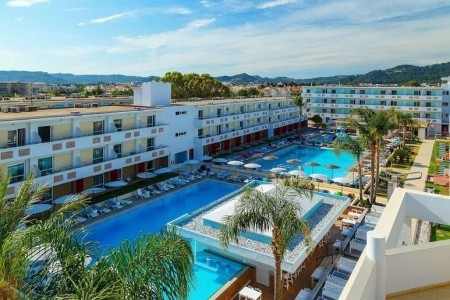 Dodeca Sea Resort