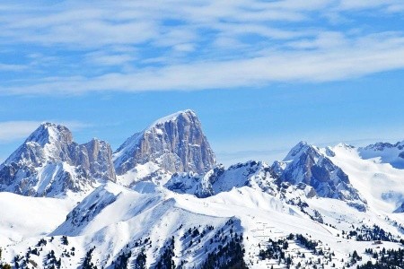 Jednodenní Lyžařský Zájezd - Val Di Fassa Jednodenní Lyžařský Zájezd - Val Di Fassa