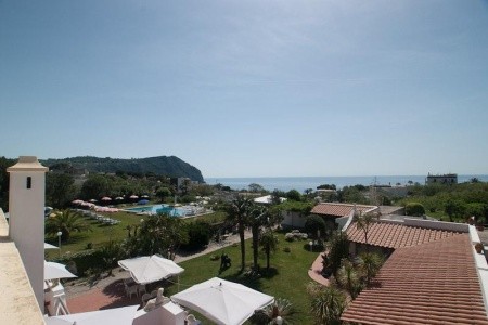 Hotel Corona