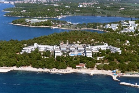 First Minute Do 31.3.hotel Delfín** , Bazén,dítě Do 11.9 Let Zdarma, Chorvatsko, Poreč
