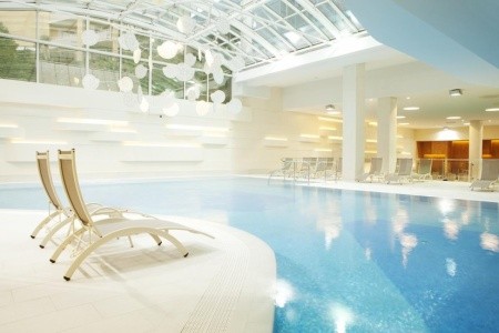 Hotel Apollo: Rekreační Pobyt 3 Noci Hotel Apollo: Rekreační Pobyt 3 Noci