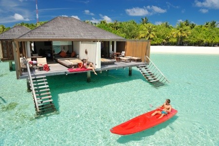 Paradise Island Resort & Spa - Swimming Pool Renovation In Process, Maledivy, Severní Atol Male