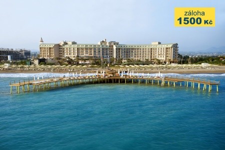 Lyra Resort