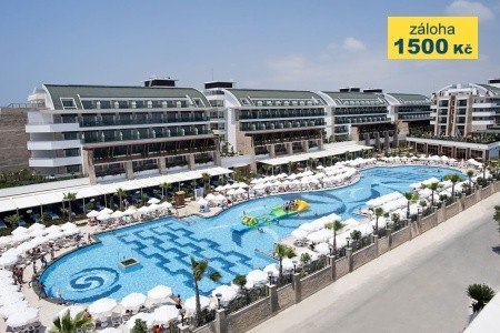 Crystal Waterworld Resort & Spa