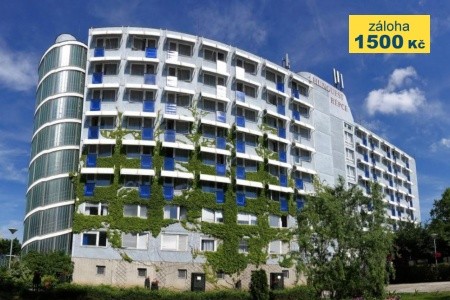 Hotel Répce