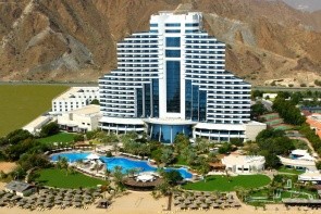 Le Meridien Al Aqah Beach Resort