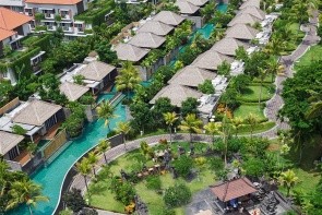 Inaya Putri Bali