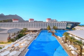 Hotel Transatlantik & Spa
