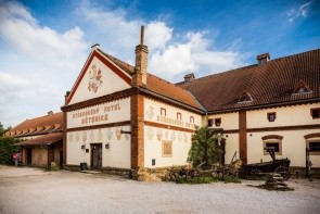 Středověký Hotel Dětenice