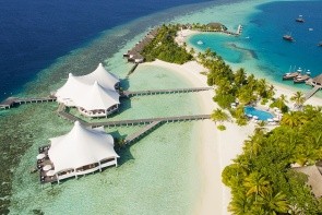 Hotel Safari Island Resort & Spa