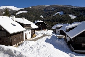 Kirchleitn Dorf Großwild