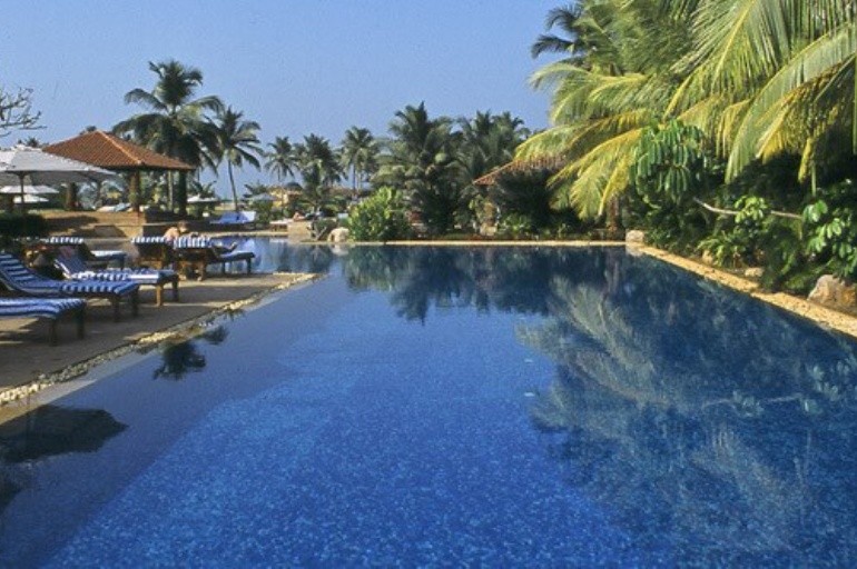 Hotel Kenilworth Beach Resort & Spa, Indie Goa 30 294 Kč Invia