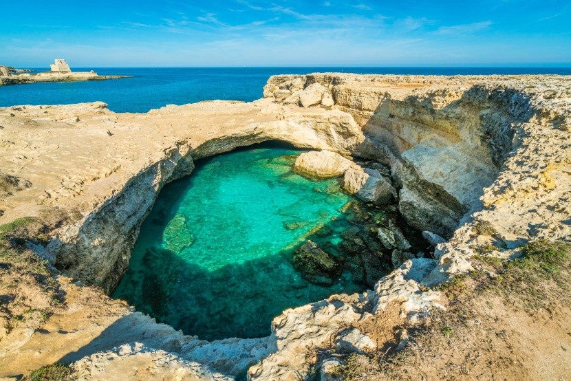 Grotta della Poesia (Itálie, Apulie)